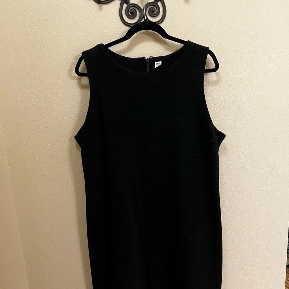 Old Navy Classic Black Mini Dress - Picture 1 of 2